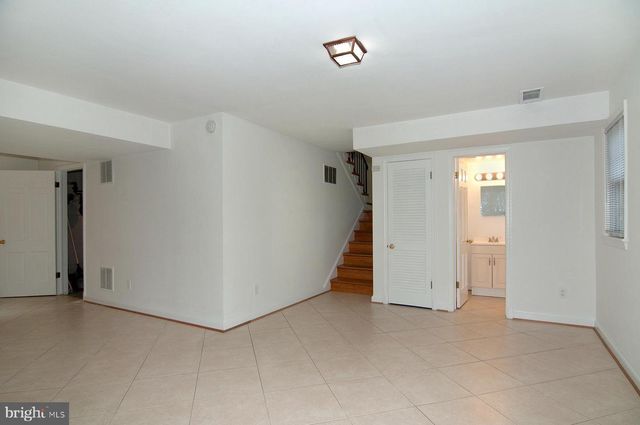 5504 BEECH AVE, Bethesda, MD 20814