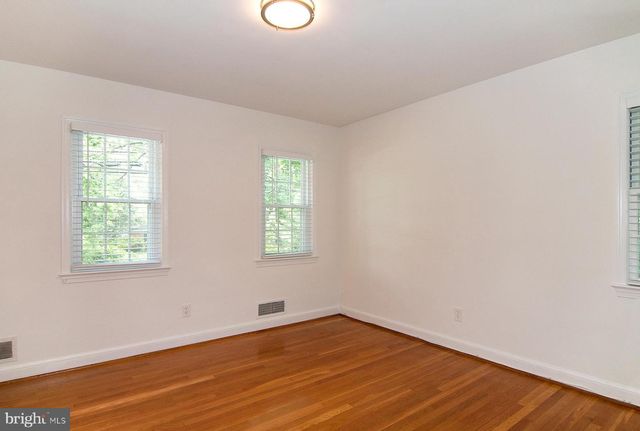 5504 BEECH AVE, Bethesda, MD 20814