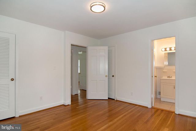 5504 BEECH AVE, Bethesda, MD 20814