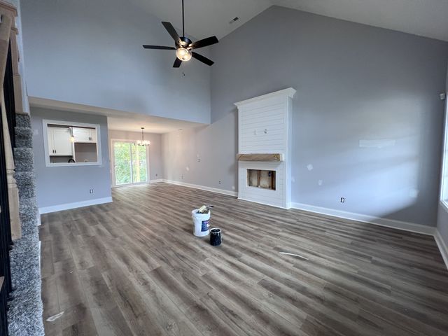 248 Switchgrass Dr, Clarksville, TN 37042