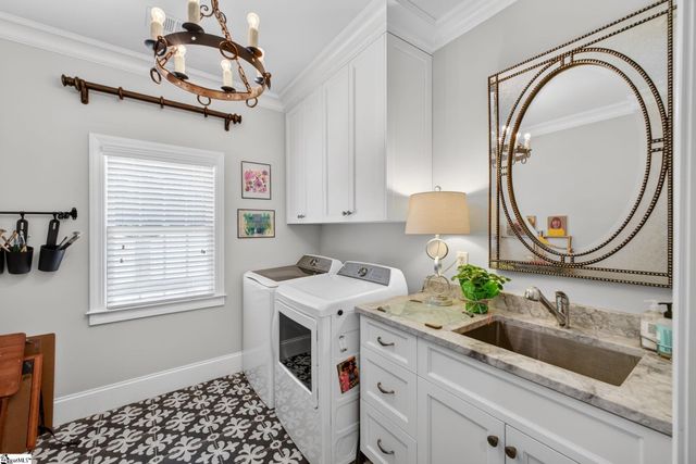18 Lavista Court, Greenville, SC 29601