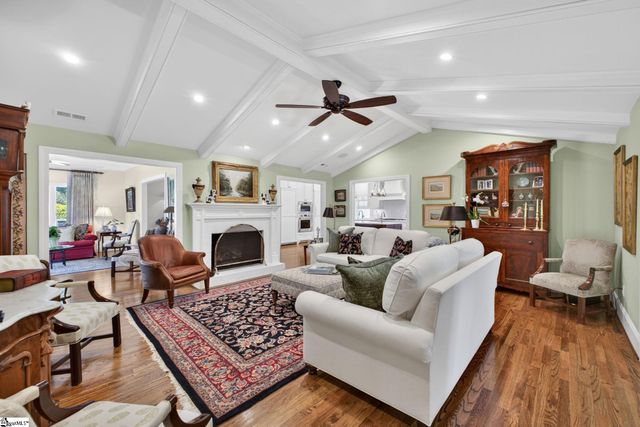 18 Lavista Court, Greenville, SC 29601
