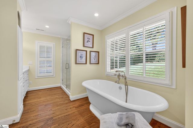 18 Lavista Court, Greenville, SC 29601