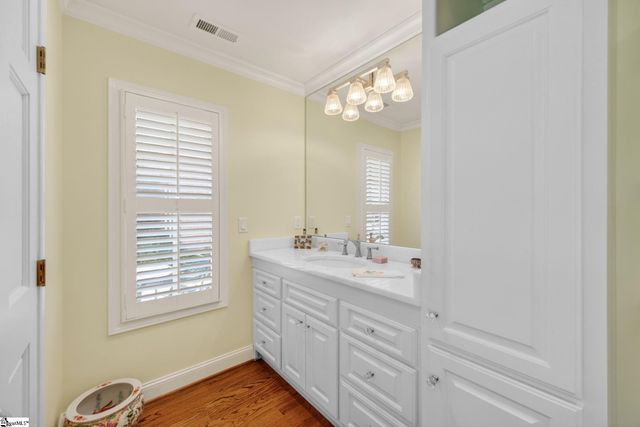 18 Lavista Court, Greenville, SC 29601