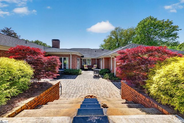 18 Lavista Court, Greenville, SC 29601