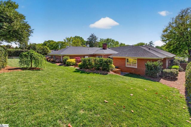 18 Lavista Court, Greenville, SC 29601