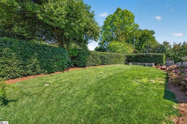 18 Lavista Court, Greenville, SC 29601