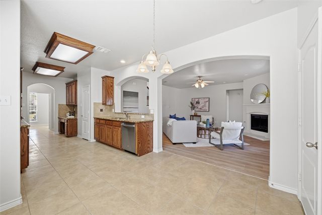 13826 Salmon Drive, Frisco, TX 75035