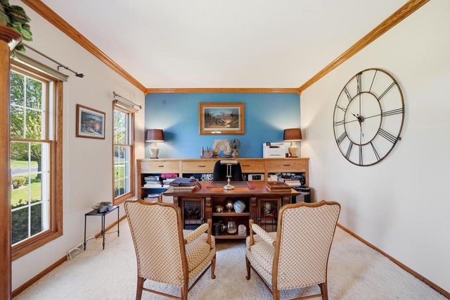 6852 Bellvue COURT, West Bend, WI 53090