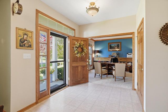 6852 Bellvue COURT, West Bend, WI 53090