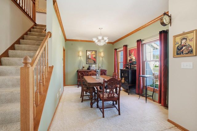 6852 Bellvue COURT, West Bend, WI 53090