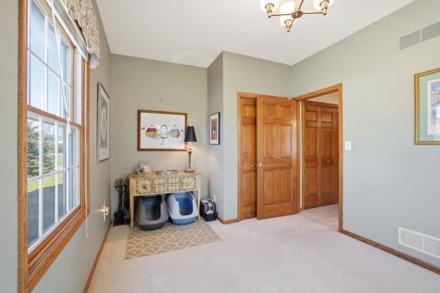 6852 Bellvue COURT, West Bend, WI 53090