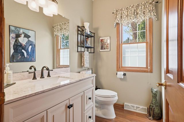 6852 Bellvue COURT, West Bend, WI 53090