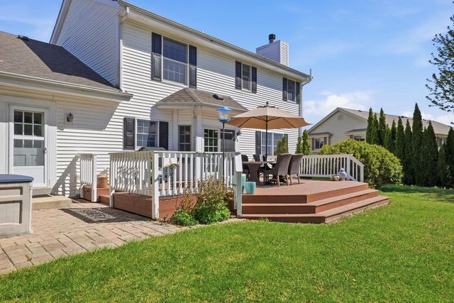 6852 Bellvue COURT, West Bend, WI 53090