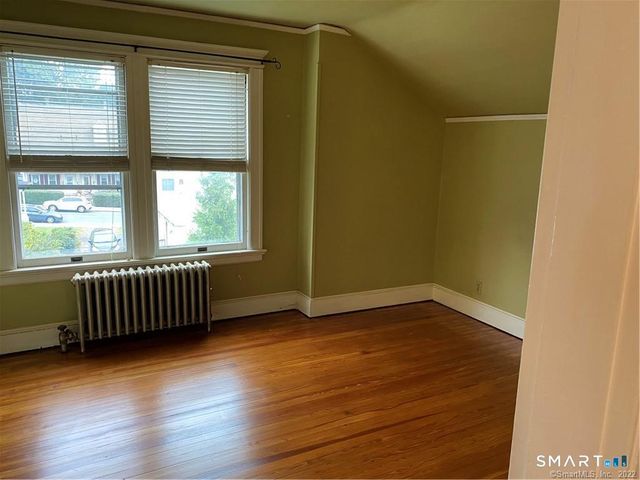 16 Holbrook Court, Ansonia, CT 06401