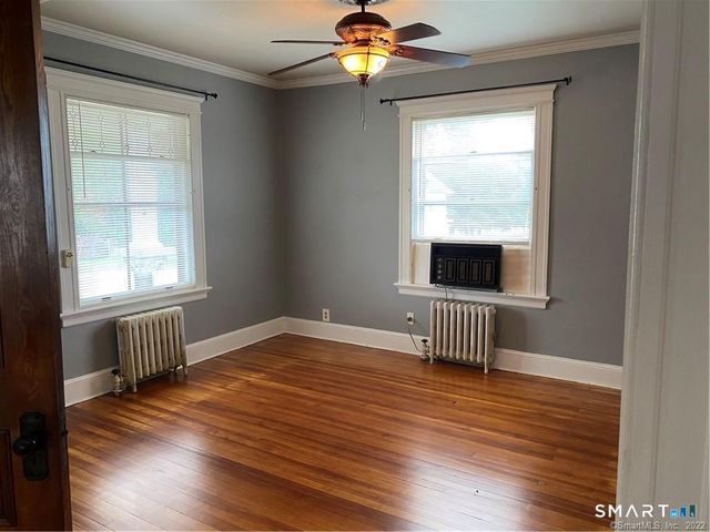 16 Holbrook Court, Ansonia, CT 06401