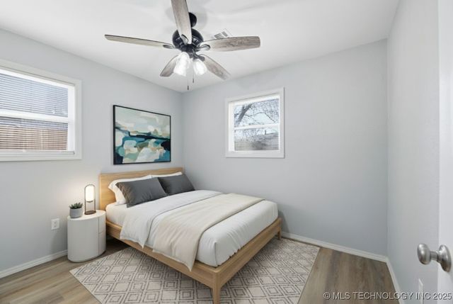 704 E E Avenue, Jenks, OK 74037