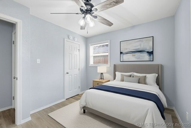 704 E E Avenue, Jenks, OK 74037