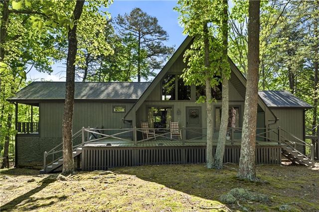 114 Cherokee Drive S, Waleska, GA 30183