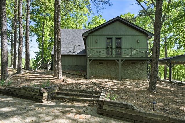 114 Cherokee Drive S, Waleska, GA 30183