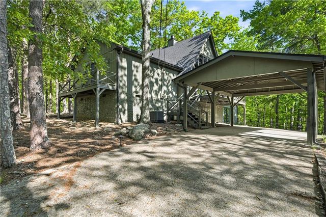 114 Cherokee Drive S, Waleska, GA 30183