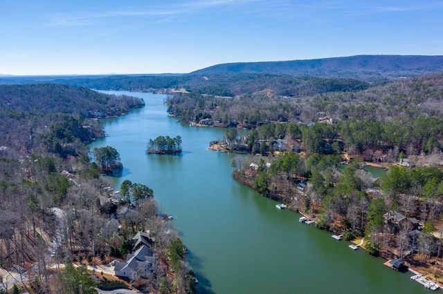 114 Cherokee Drive S, Waleska, GA 30183
