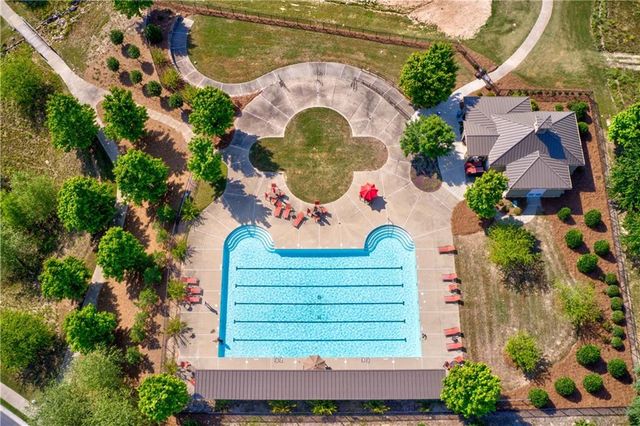 114 Cherokee Drive S, Waleska, GA 30183