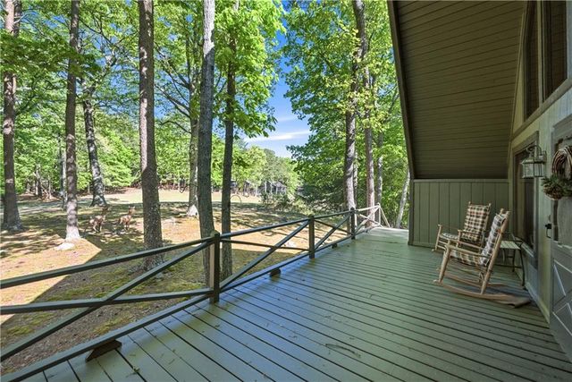 114 Cherokee Drive S, Waleska, GA 30183