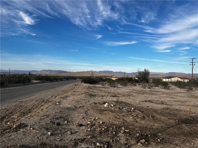 6992 Wilshire Avenue, 29 Palms, CA 92277