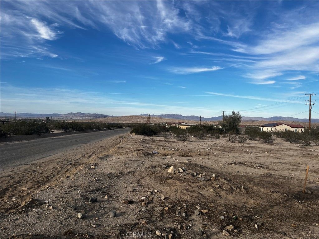 Image 2 of property listing at 6992 Wilshire Avenue, 29 Palms, CA 92277