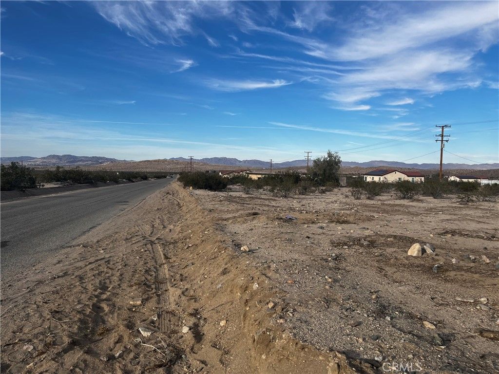 Image 7 of property listing at 6992 Wilshire Avenue, 29 Palms, CA 92277