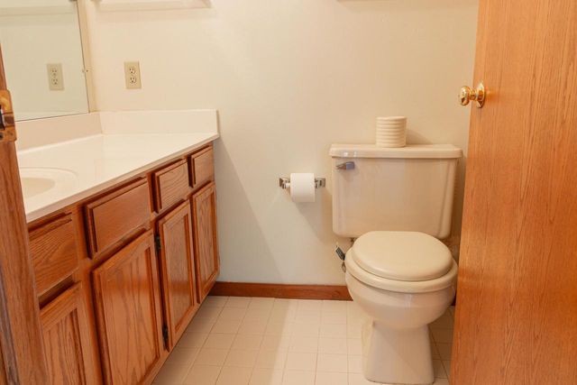 116 E Freistadt ROAD #F, Thiensville, WI 53092