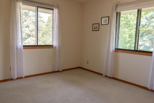 116 E Freistadt ROAD #F, Thiensville, WI 53092