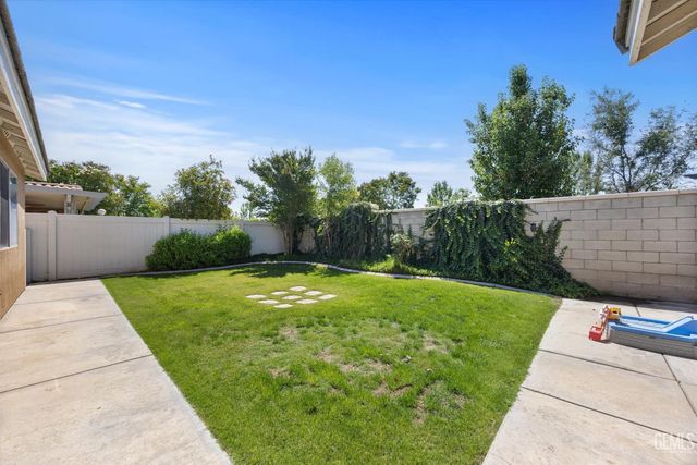12705 Cheswolde Drive, Bakersfield, CA 93312