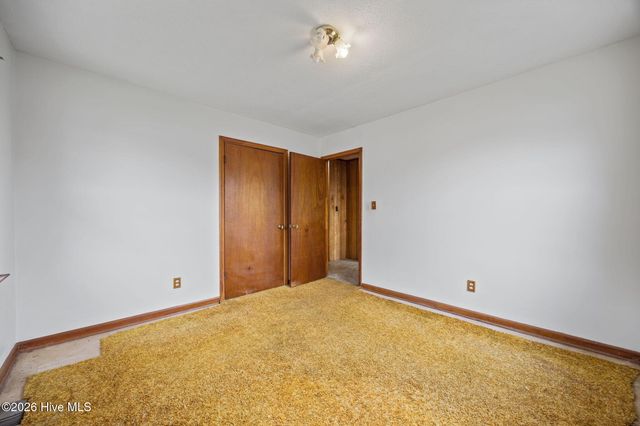 207 S Cherry Lane, Windsor, NC 27983