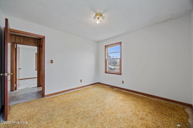 207 S Cherry Lane, Windsor, NC 27983