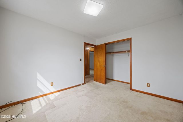 207 S Cherry Lane, Windsor, NC 27983