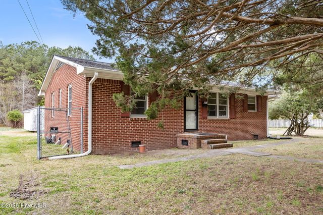 207 S Cherry Lane, Windsor, NC 27983