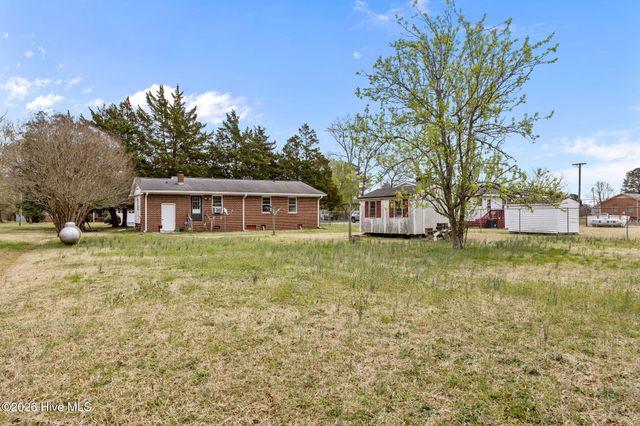 207 S Cherry Lane, Windsor, NC 27983