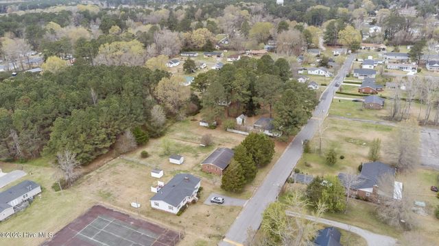 207 S Cherry Lane, Windsor, NC 27983