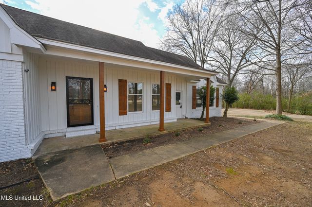 4707 Douglas Drive, Olive Branch, MS 38654