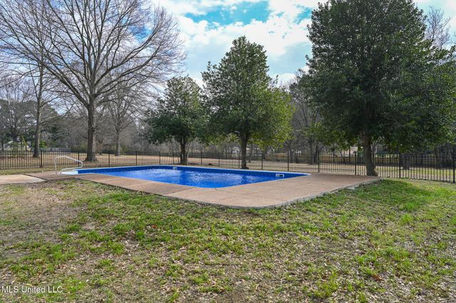 4707 Douglas Drive, Olive Branch, MS 38654