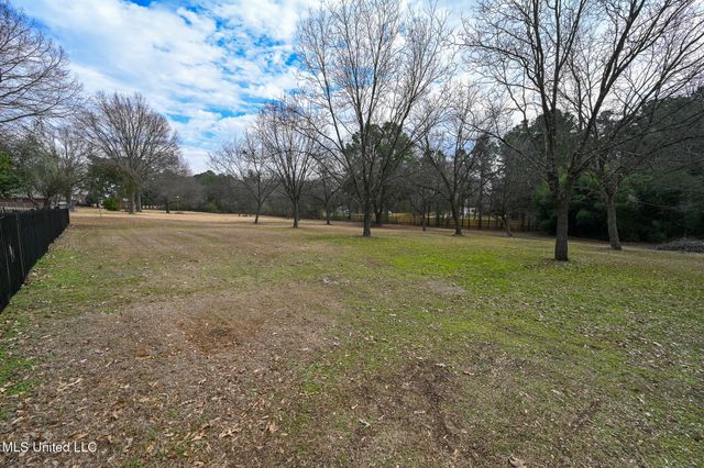 4707 Douglas Drive, Olive Branch, MS 38654