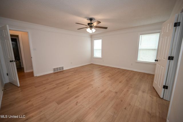 4707 Douglas Drive, Olive Branch, MS 38654