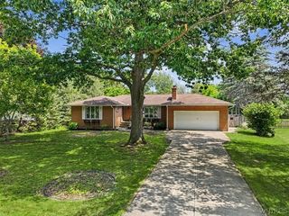 70 Dellwood Drive, Elma, NY 14059