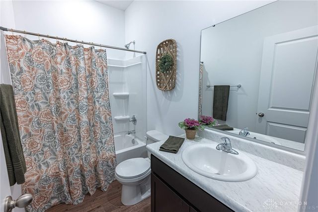 1109 Honeydew Drive, Tipp City, OH 45371