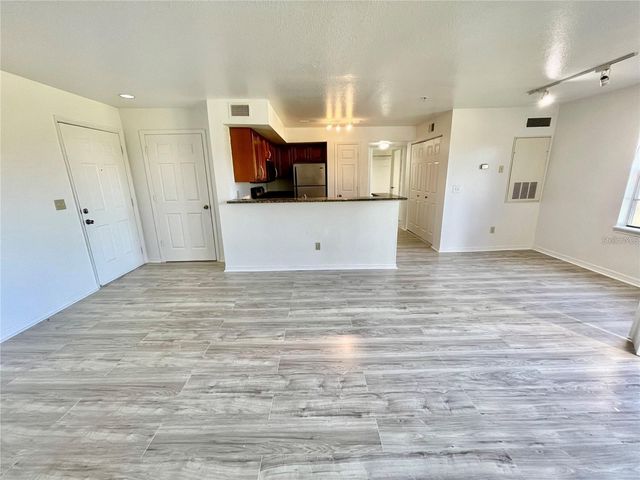 7210 WESTPOINTE BOULEVARD 1324, Orlando, FL 32835