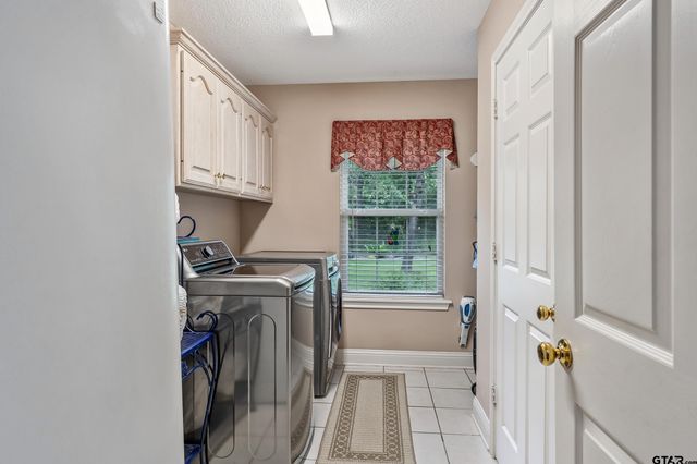 608 Green Meadown Trail, Holly Lake Ranch, TX 75765