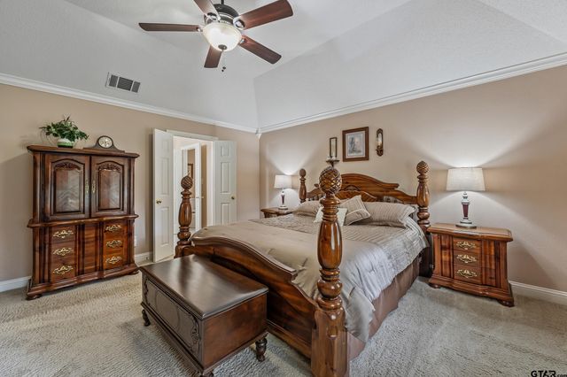 608 Green Meadown Trail, Holly Lake Ranch, TX 75765