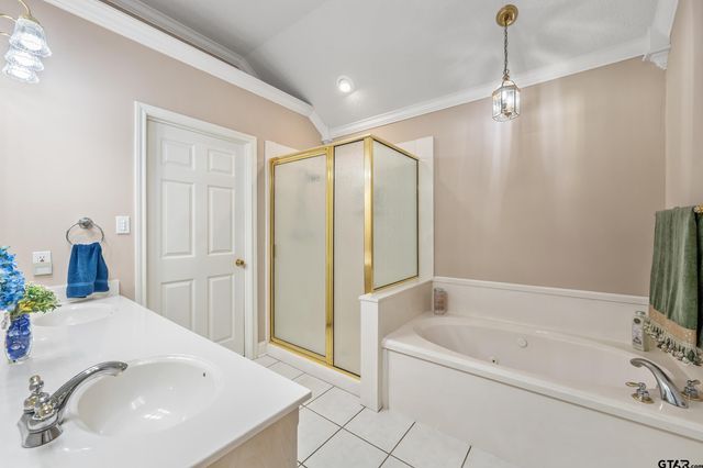 608 Green Meadown Trail, Holly Lake Ranch, TX 75765